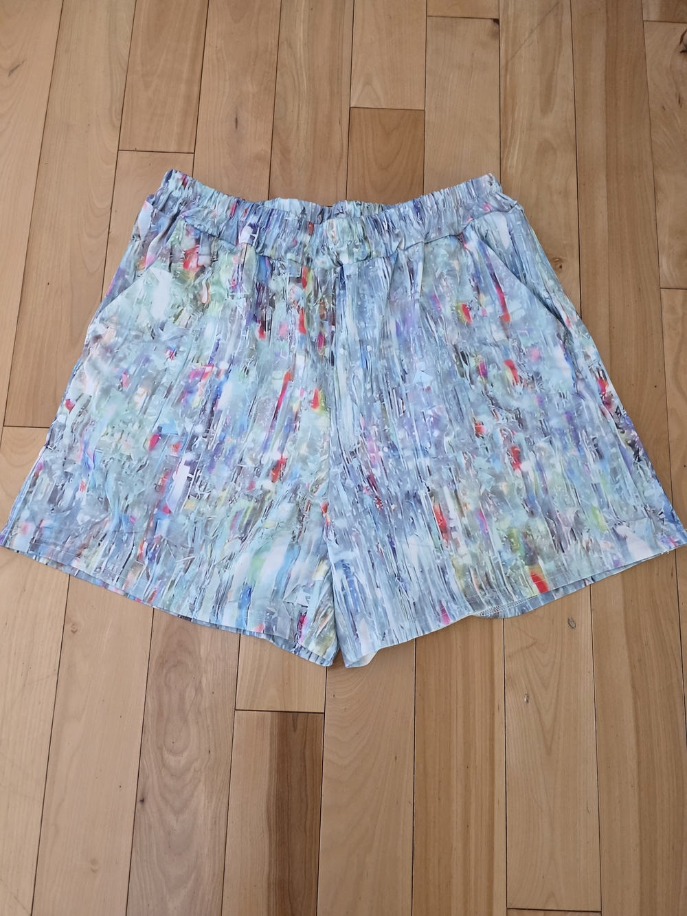 Women's Elastic Band Stretchy Shorts with Pockets Sz L *New*
